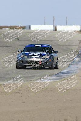 media/Nov-16-2024-CalClub SCCA (Sat) [[641f3b2761]]/Group 1/Race (Outside Grapevine)/